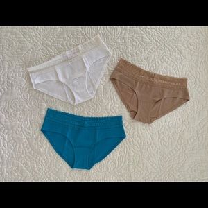 Victoria’s Secret Low Rise Hiphuggers Lot of 3 NWT